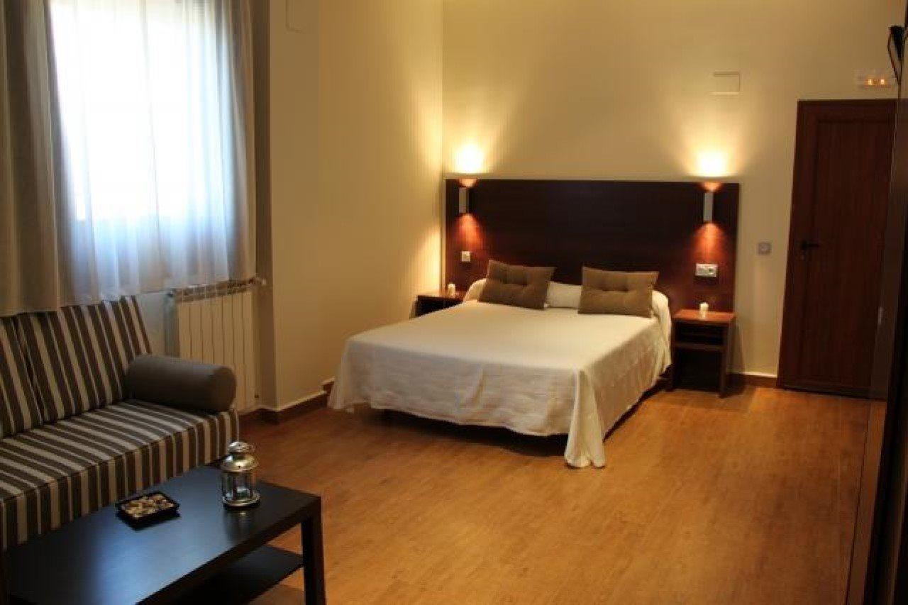Hotel Rural Arroyo La Plata By Bossh Hotels Jerez De Los Caballeros Exteriör bild