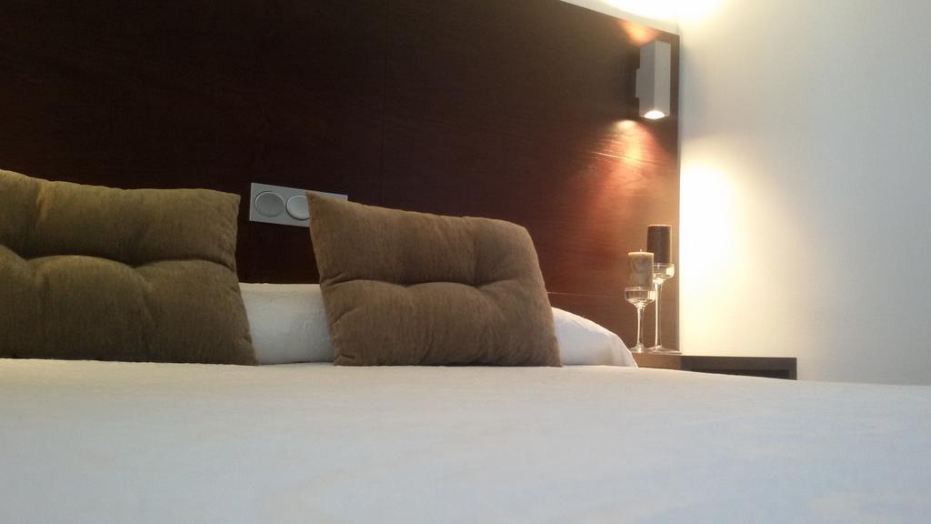 Hotel Rural Arroyo La Plata By Bossh Hotels Jerez De Los Caballeros Exteriör bild