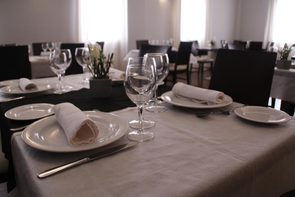 Hotel Rural Arroyo La Plata By Bossh Hotels Jerez De Los Caballeros Exteriör bild