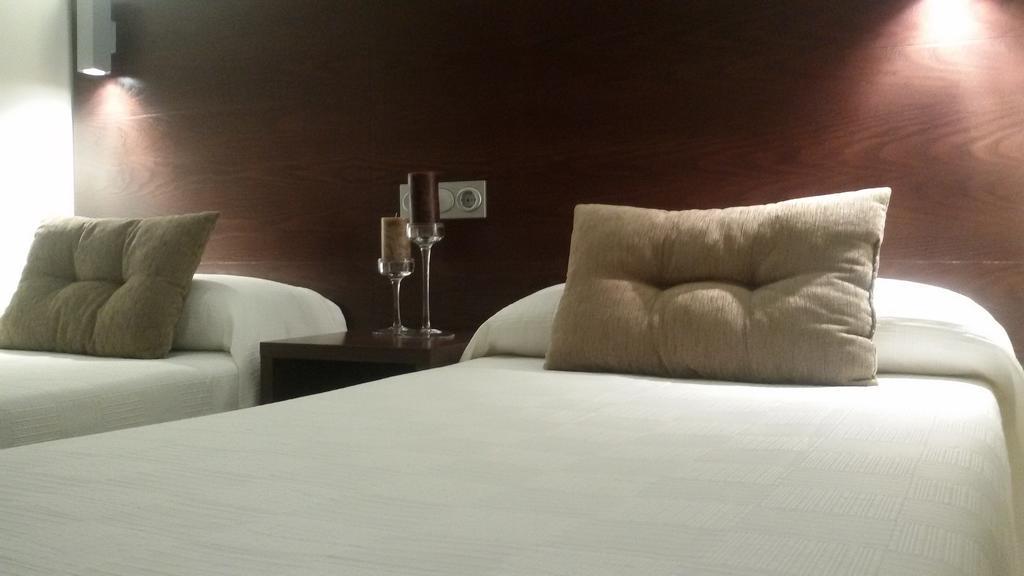 Hotel Rural Arroyo La Plata By Bossh Hotels Jerez De Los Caballeros Exteriör bild