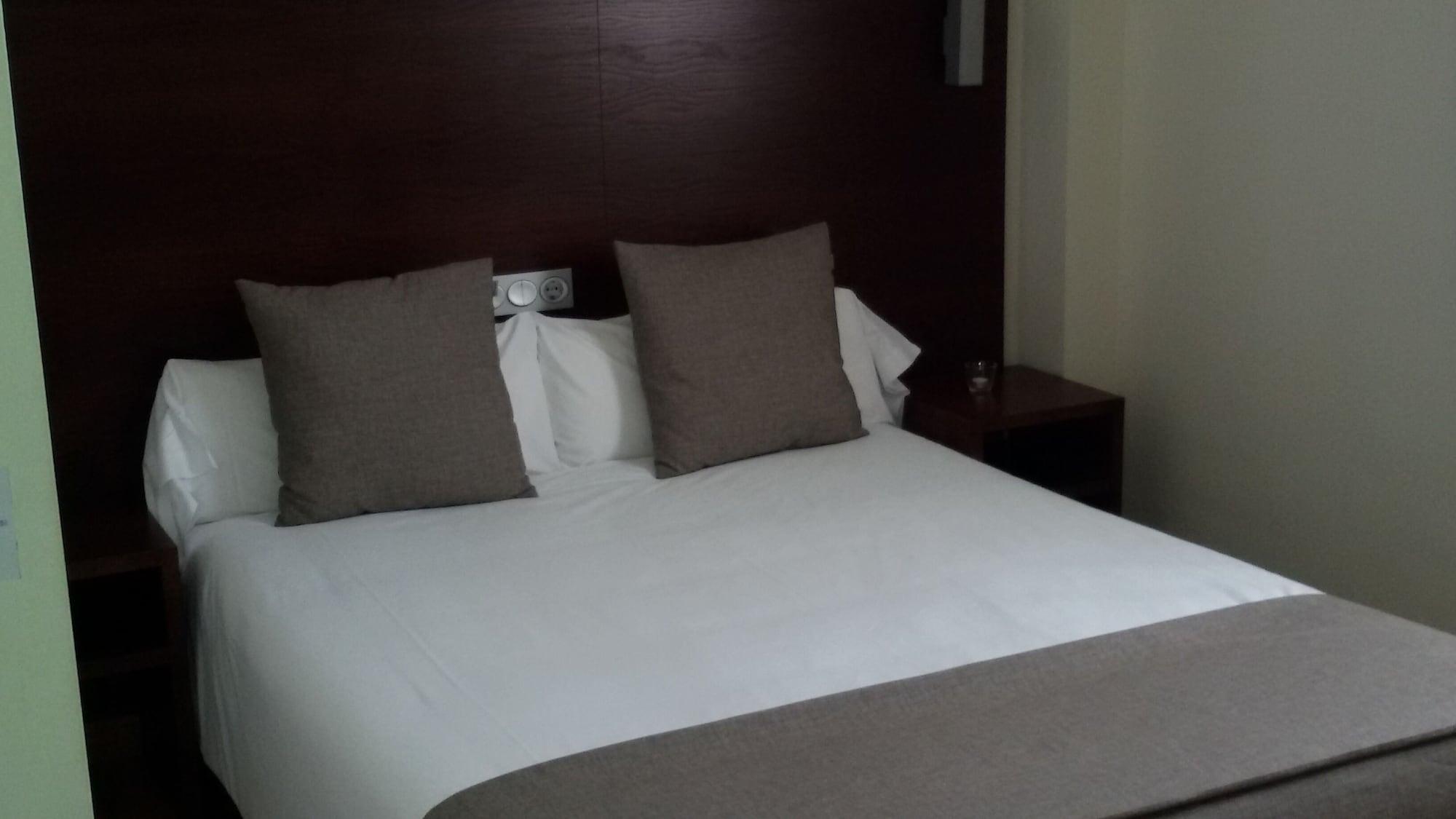 Hotel Rural Arroyo La Plata By Bossh Hotels Jerez De Los Caballeros Exteriör bild