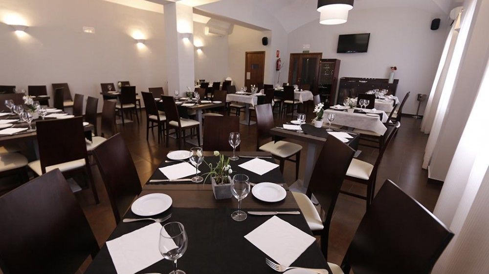 Hotel Rural Arroyo La Plata By Bossh Hotels Jerez De Los Caballeros Exteriör bild