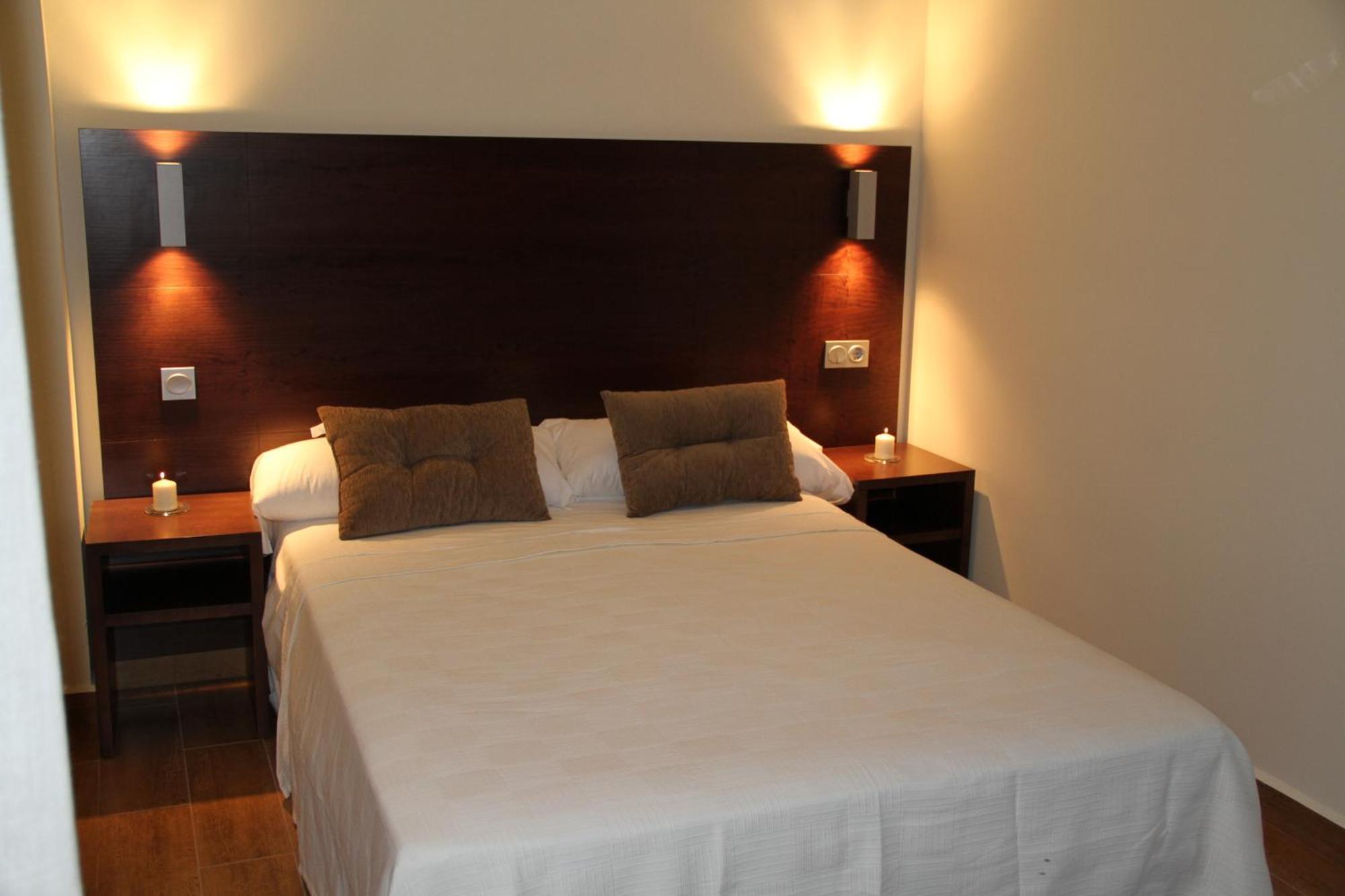Hotel Rural Arroyo La Plata By Bossh Hotels Jerez De Los Caballeros Exteriör bild