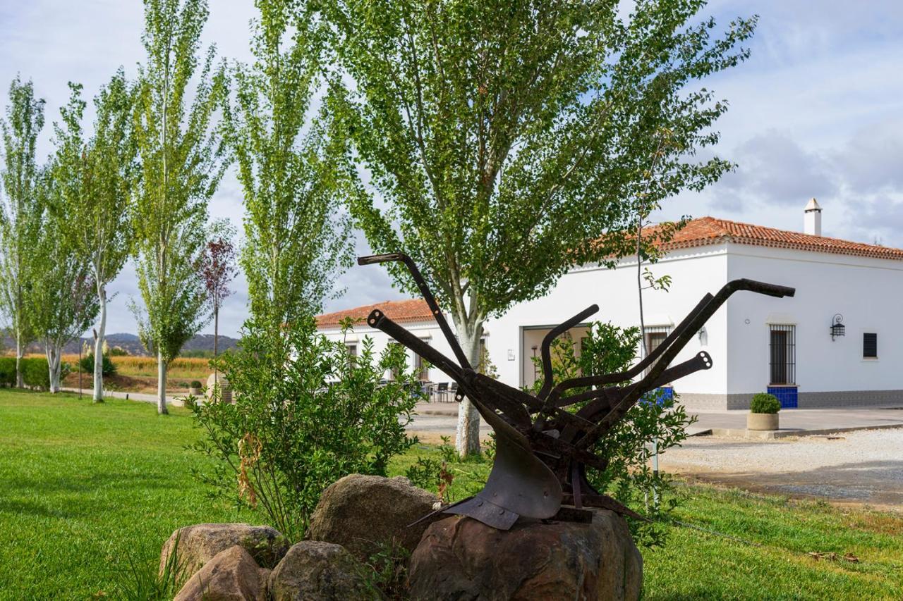 Hotel Rural Arroyo La Plata By Bossh Hotels Jerez De Los Caballeros Exteriör bild